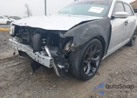 2021 Chrysler 300 300S z USA, uszkodzony, nr VIN 2C3CCABG4MH550120